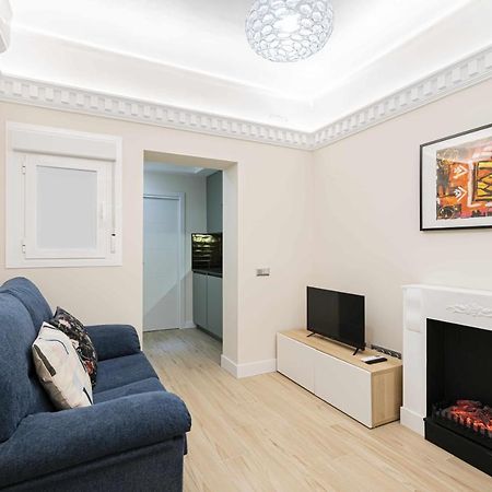 Reformado Decorado Centrico 1 Dormitorio Madrid Luaran gambar