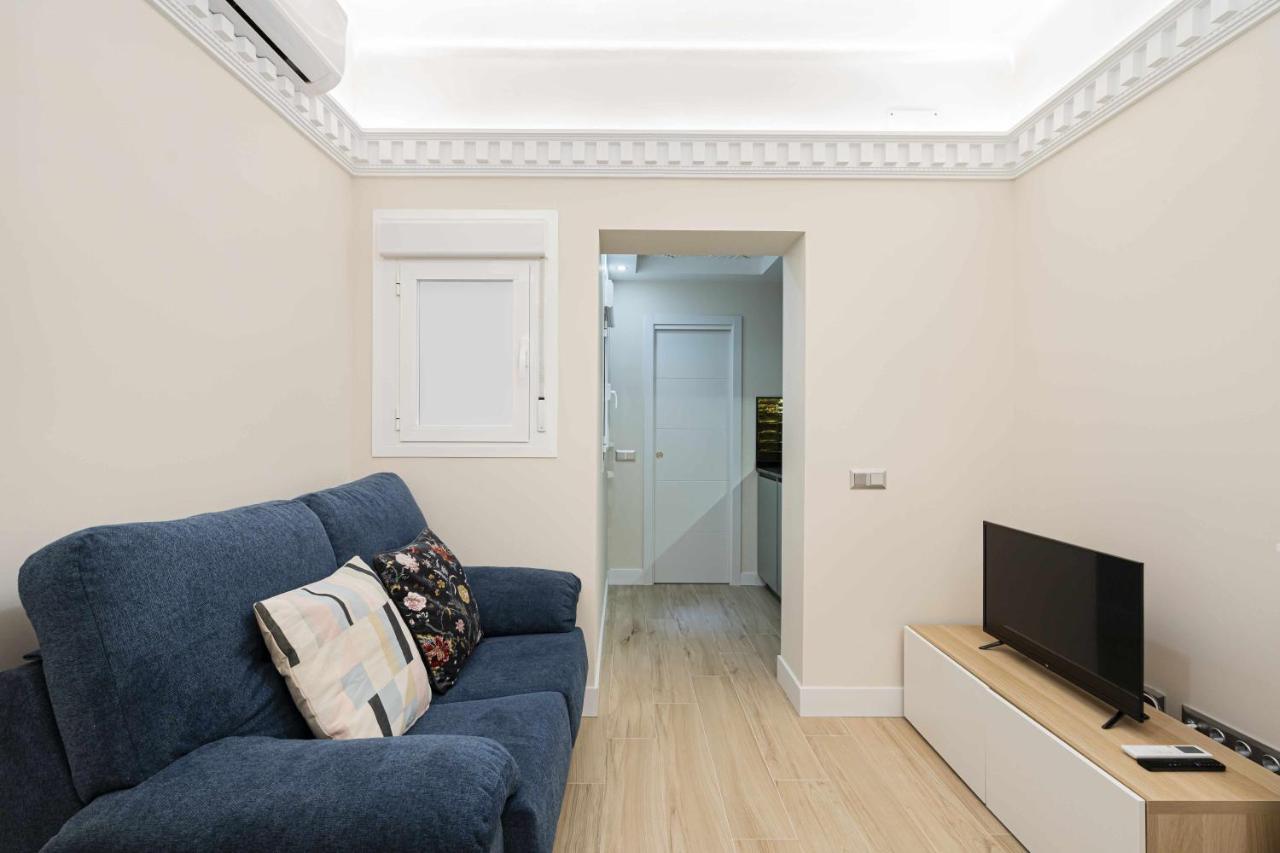 Reformado Decorado Centrico 1 Dormitorio Madrid Luaran gambar