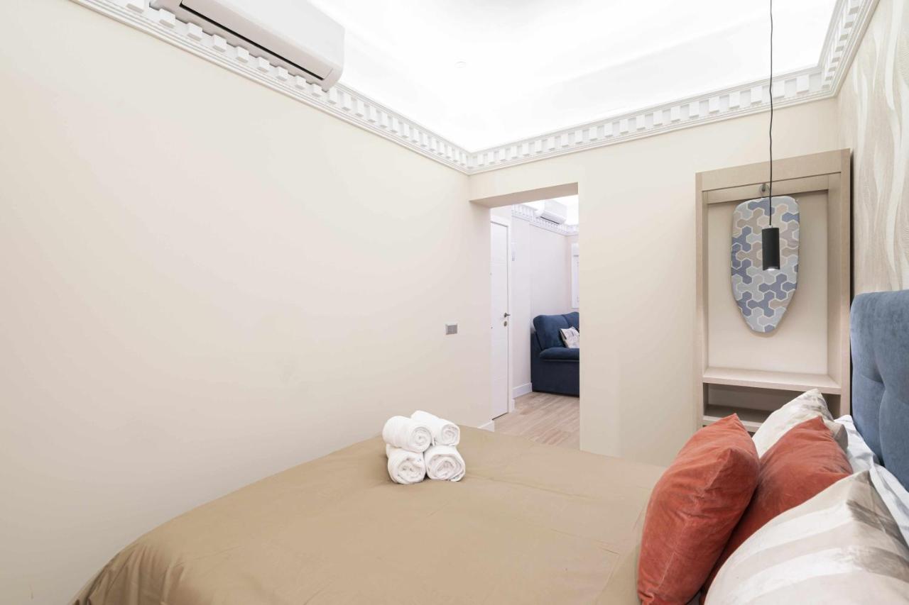 Reformado Decorado Centrico 1 Dormitorio Madrid Luaran gambar